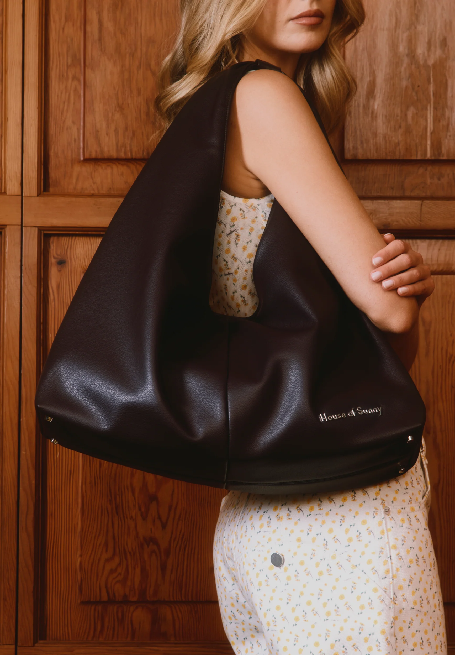 THE BIG SLING - Image 2